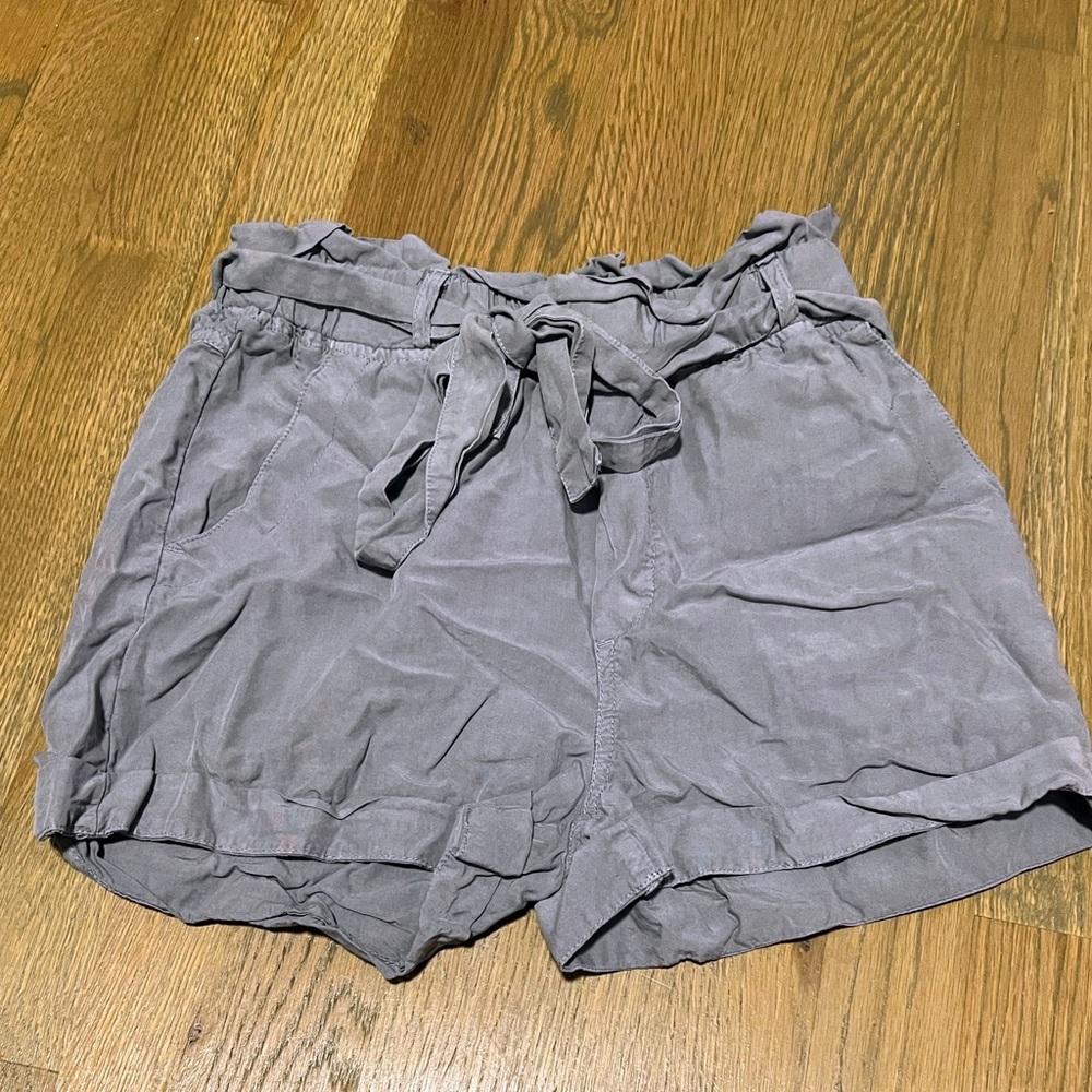 High waist tie paper bag shorts